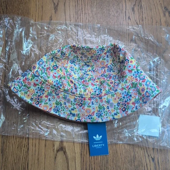 NWT Liberty Of London Floral Print Bucket Hat Adidas Originals Collab OSFY - Picture 4 of 10